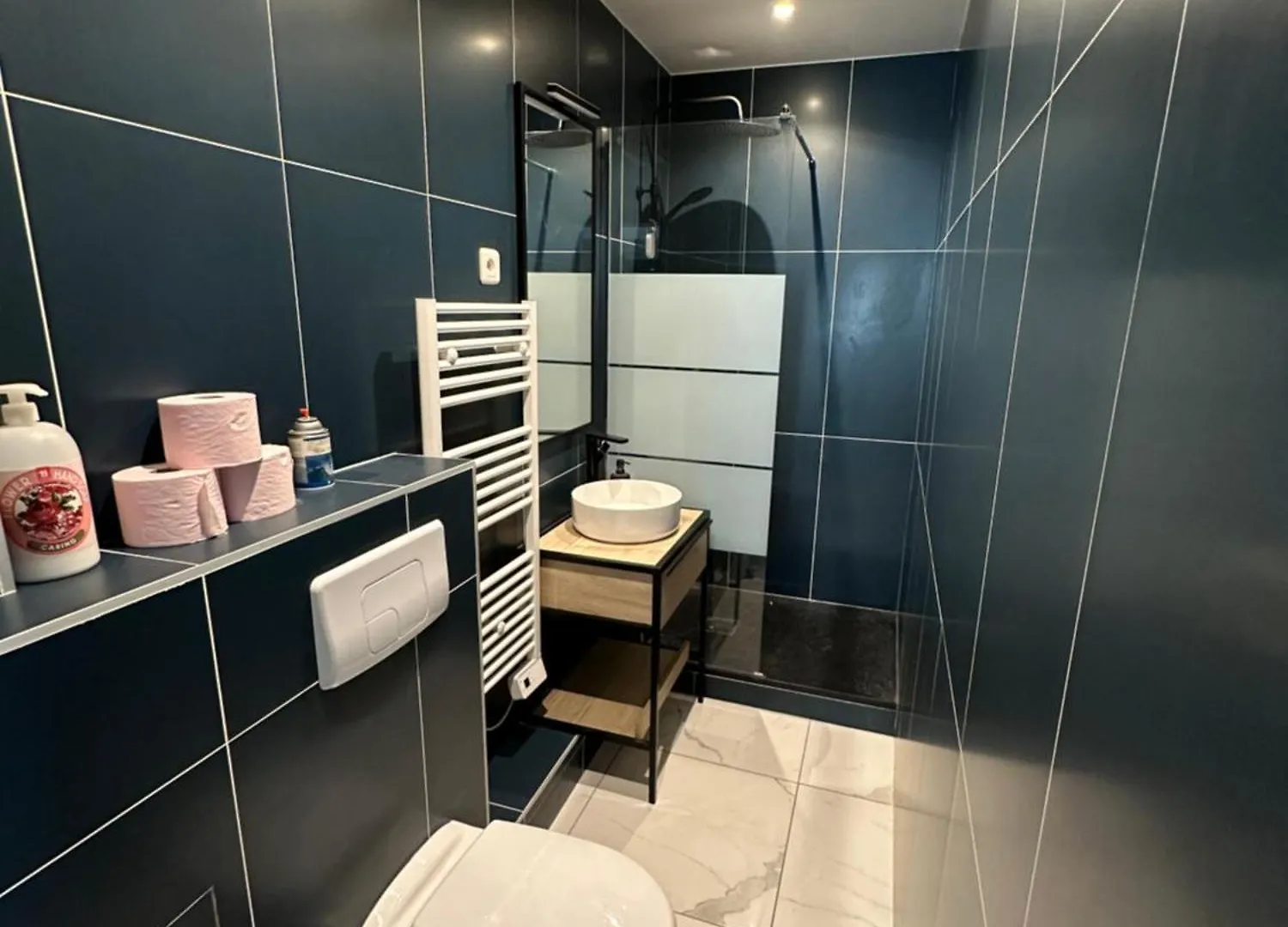 Ourcq, 19 - La Villette, Buttes Chaumont Apartment Paris